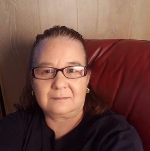 Meet your Posher, Suzanne